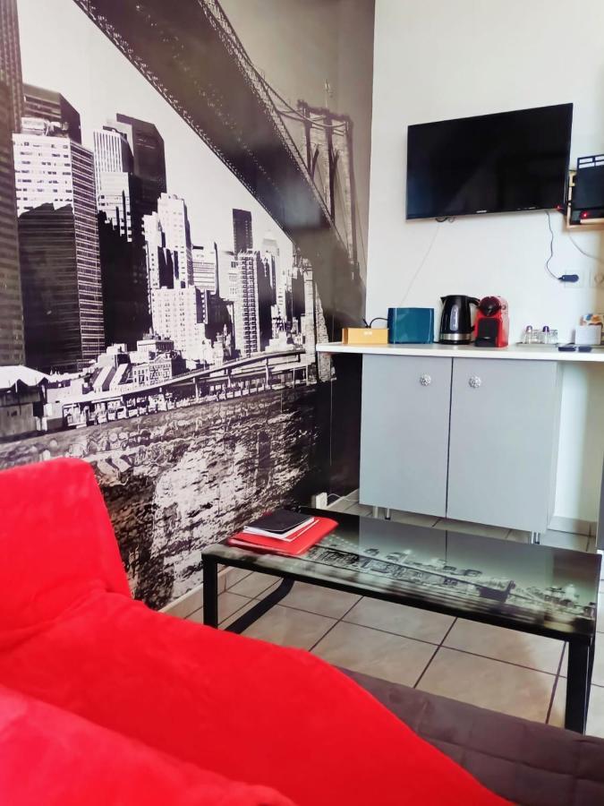 Charmant Studio Proximite Centre-Ville Et Gare Châlons-en-Champagne Εξωτερικό φωτογραφία